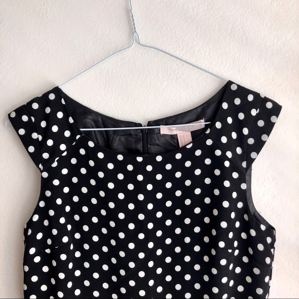 Polka Dot Sheath Dress - Picture 3 of 5